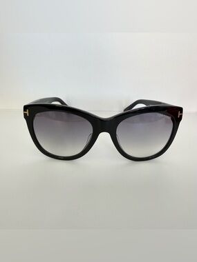 NEW!!! Tom Ford women sunglasses Wallace TF870 F Authentic